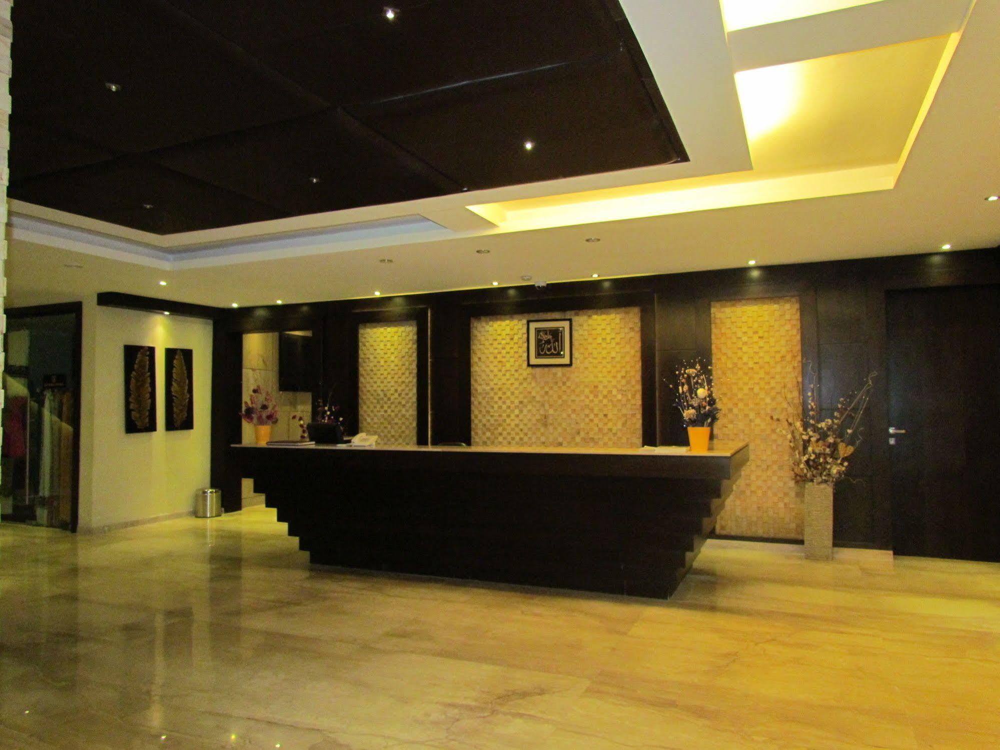 Hotel Pine Spring Wazir Bagh Srinagar  Exterior photo